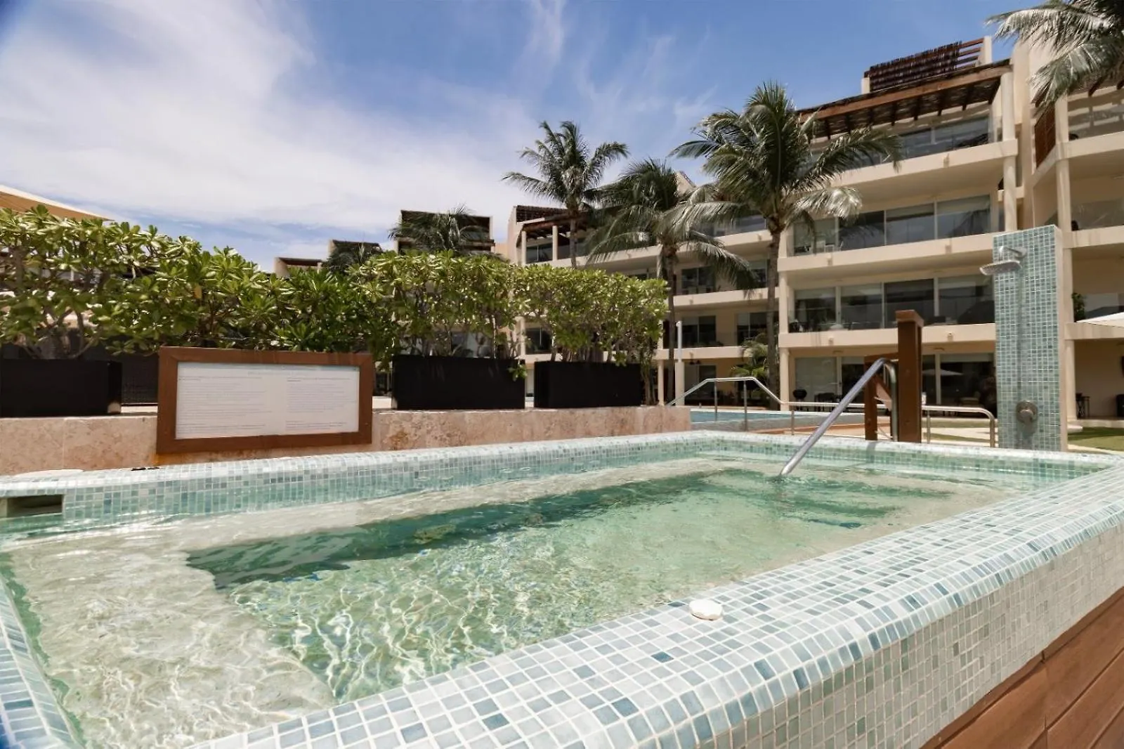 Elements Garden House 3 condo Playa del Carmen Apartamento
