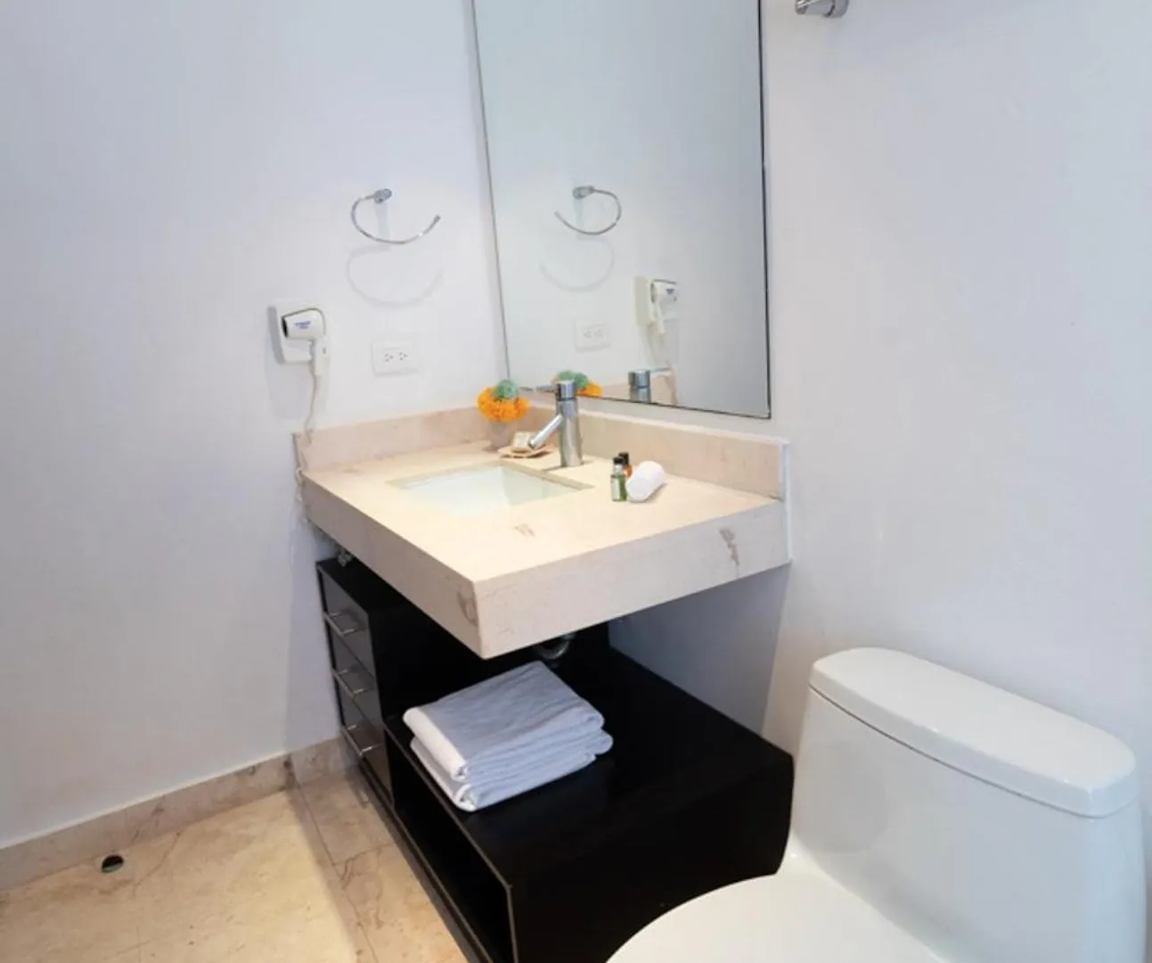 Elements Garden House 3 condo Playa del Carmen